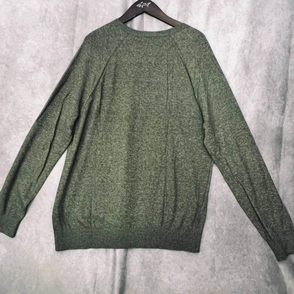 Banana Republic Mens XL Green‎ V-Neck Luxury Blend Pullover Sweater